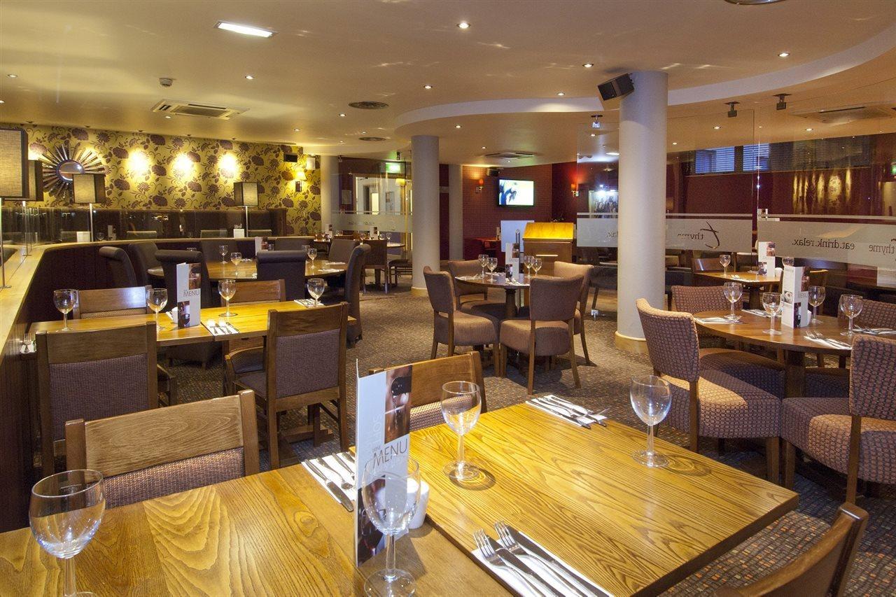 Premier Inn Sheffield City Centre Exterior foto